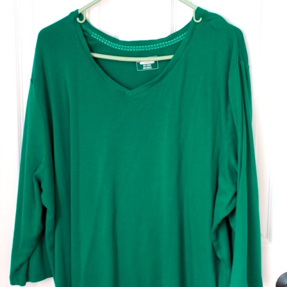 3x, long sleeved kelly green t-shirt